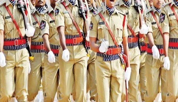 Chhattisgarh Job Alert: सरकारी नौकरी की तैयारी कर रहे युवाओं के लिए खुशखबरी, पुलिस बल में 526 पदों पर सीधी भर्ती