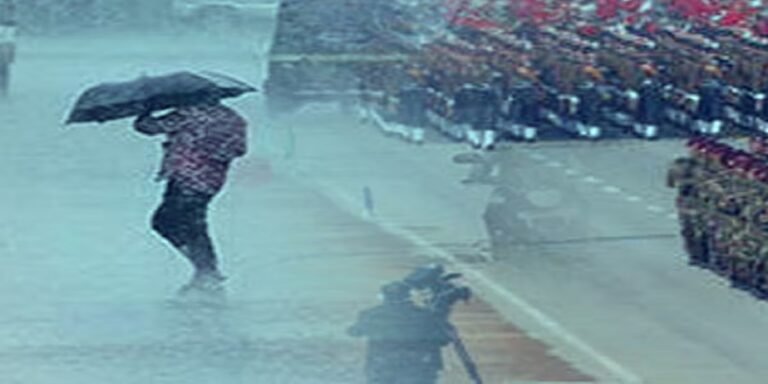 Weather Forecast Republic Day 2026 : गणतंत्र दिवस पर मौसम का पलटा रुख, दिल्ली-UP-बिहार समेत 11 राज्यों में बारिश का अलर्ट जारी
