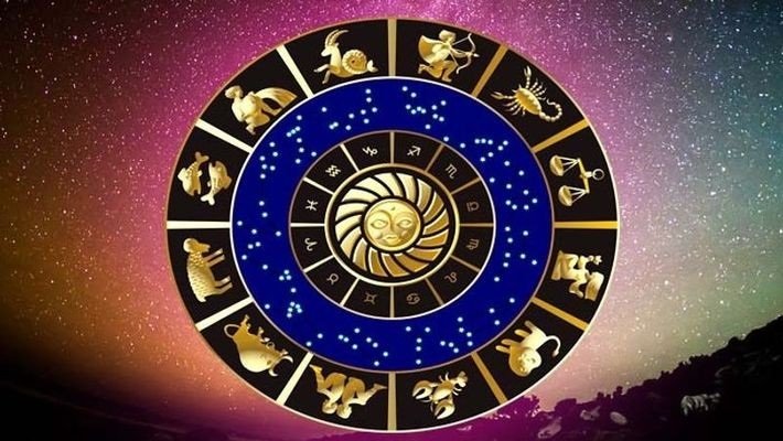 Daily Horoscope 9 July 2026: इन 4 राशियों पर मेहरबान रहेगा भाग्य, हर काम में मिलेगी सफलता और खुशखबरी; पढ़ें सभी 12 राशियों का हाल